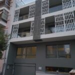 Νέα τριώροφη οικοδομή, με υπόγειο γκαράζ και φυτεμένο δώμα